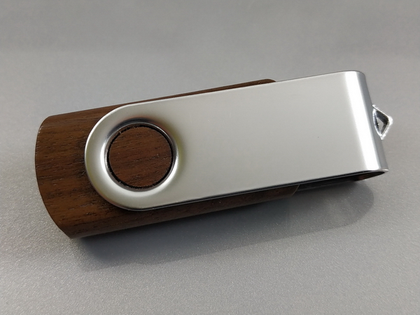 Pendrive USB de madera