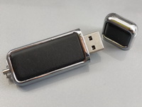 Memoria USB de cuero