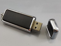 Memoria USB de cuero