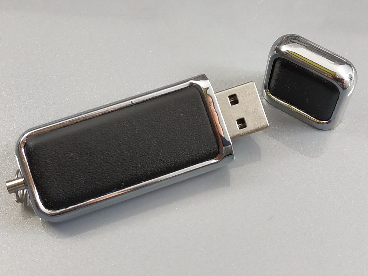 Memoria USB de cuero