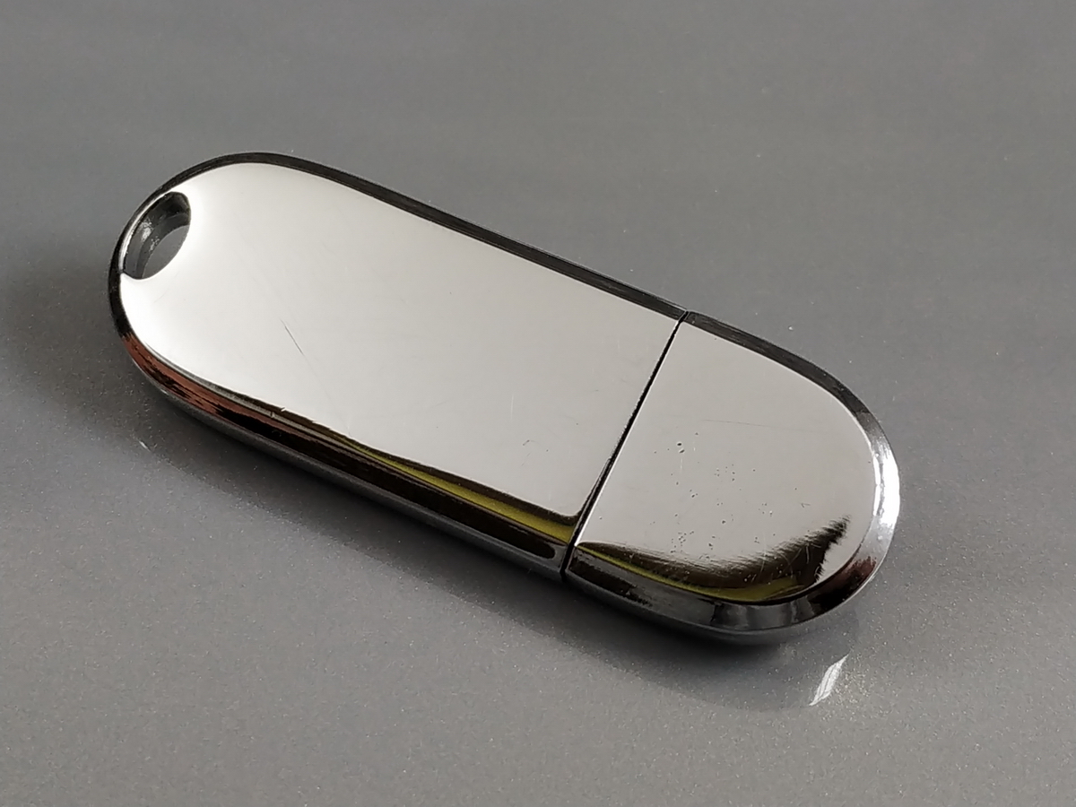Pendrive originales de metal