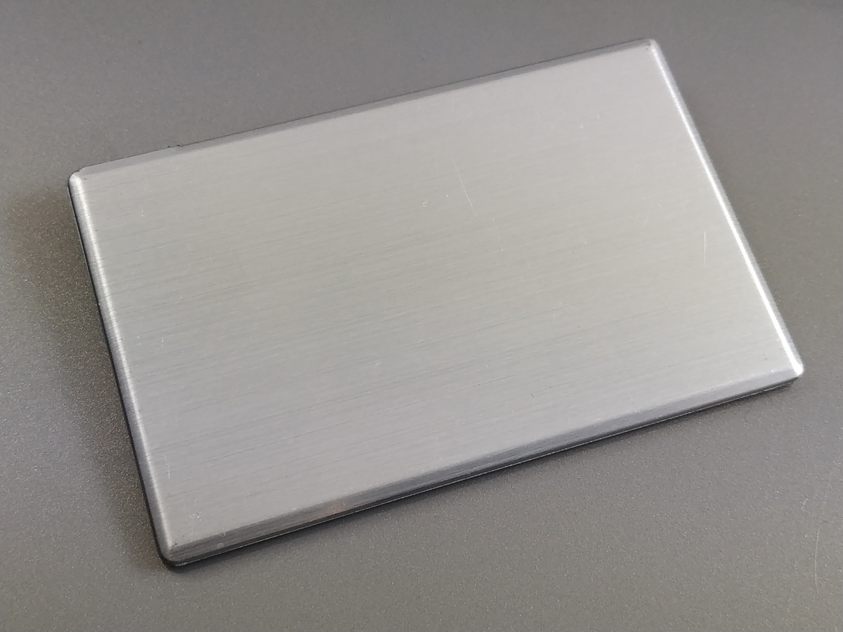 Tarjeta USB de visita metálica